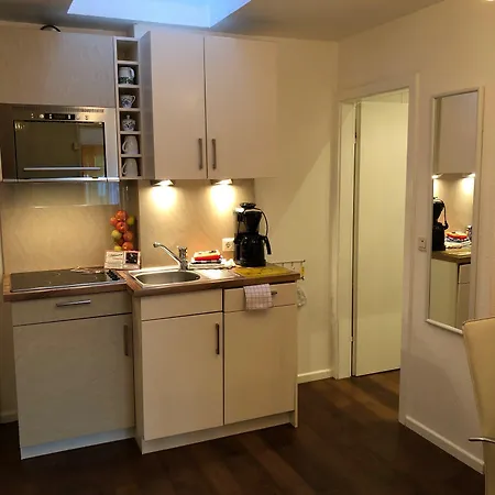 Haus Regini Regini 04 *